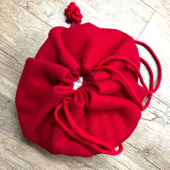 🆕🎁Artisanal creation: French red wool beret transformed into a shoulder bag! - Picture 3 of 8